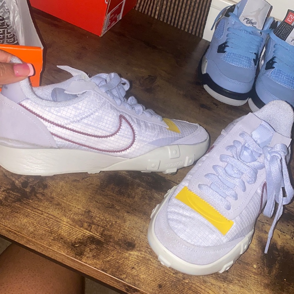 Nike Waffle Racer.